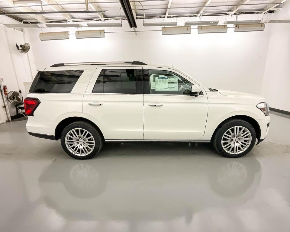 new 2024 Ford Expedition car, priced at $66,694