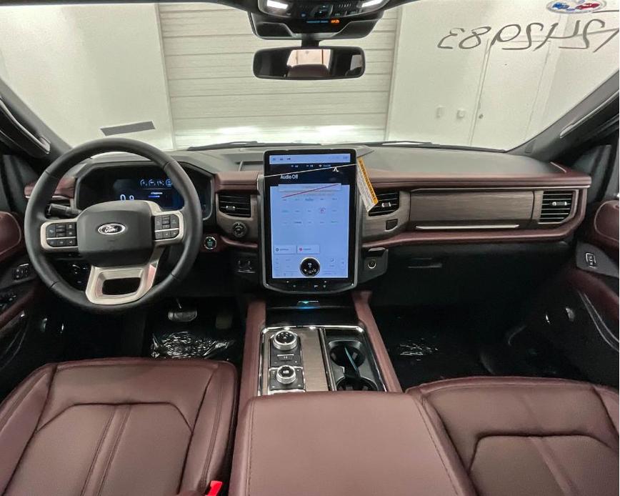 new 2024 Ford Expedition car, priced at $71,694