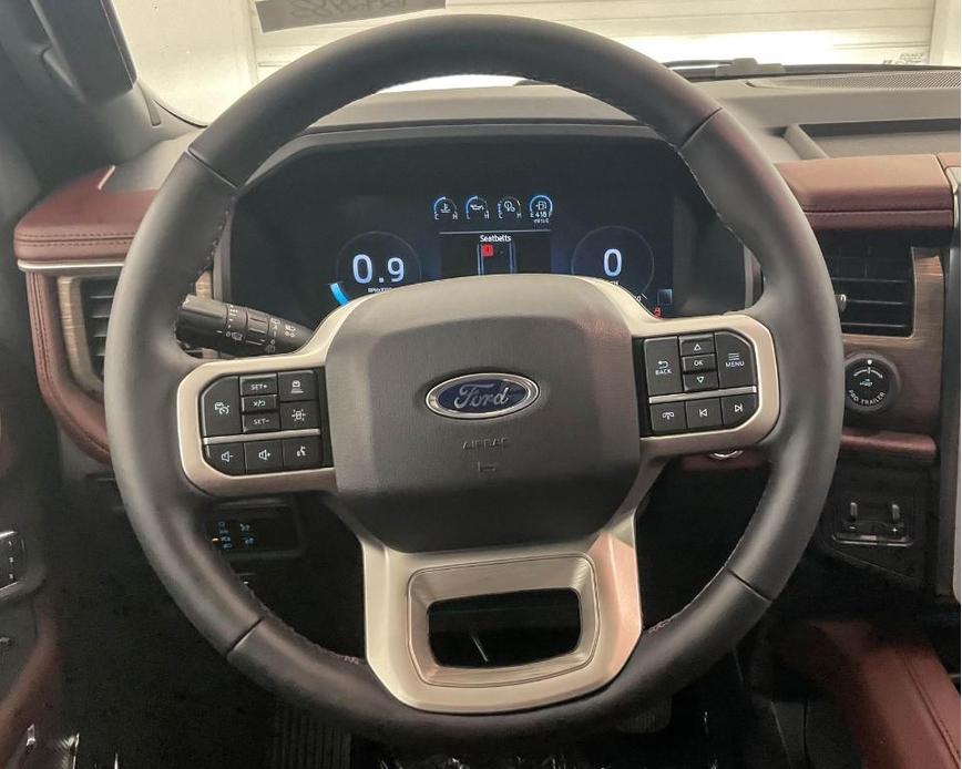 new 2024 Ford Expedition car, priced at $71,694