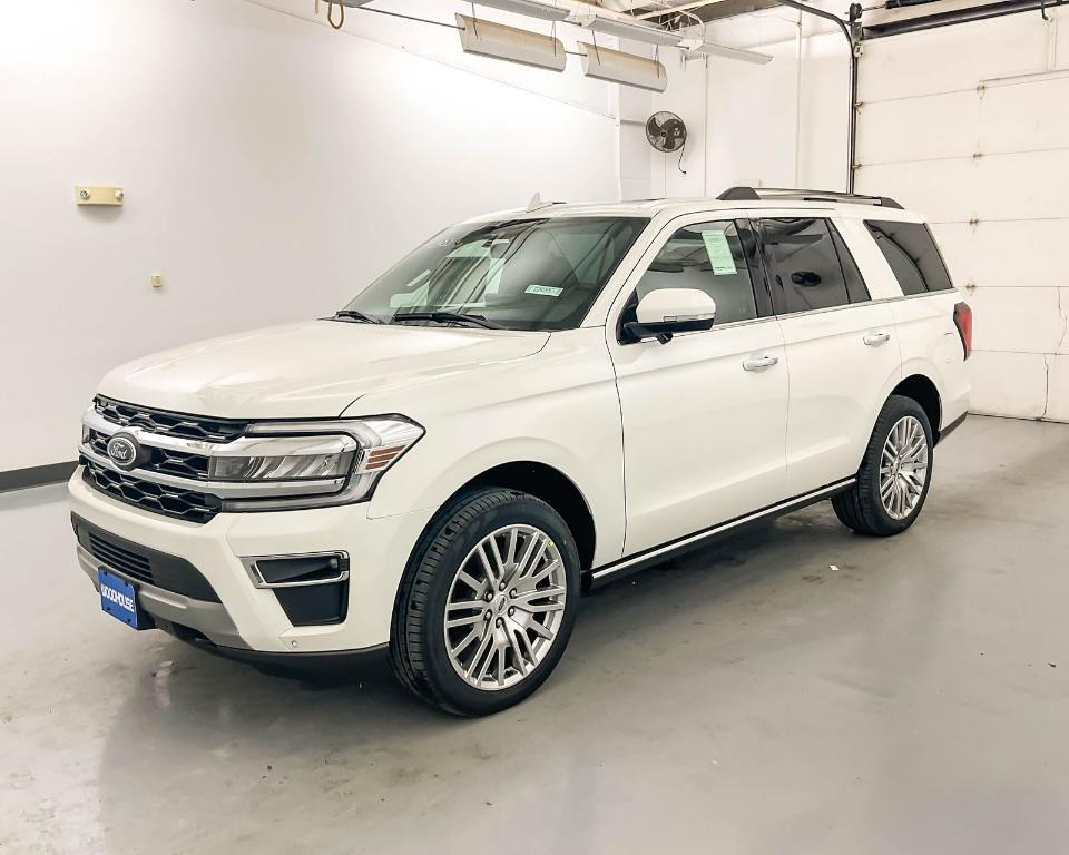 new 2024 Ford Expedition car, priced at $68,694