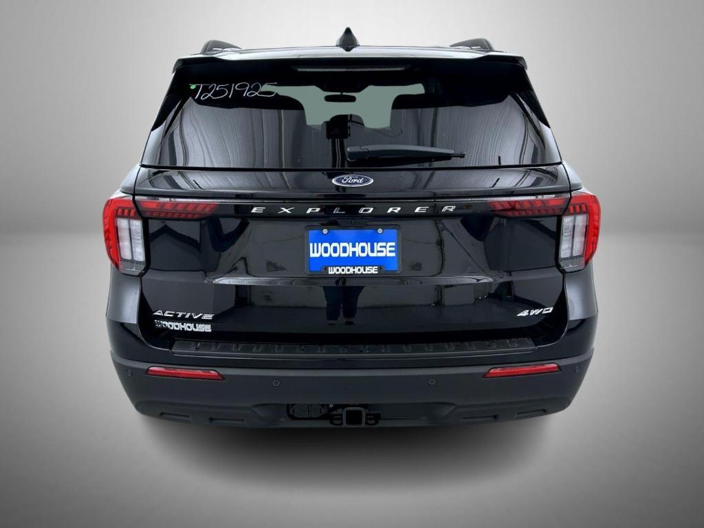 new 2025 Ford Explorer car, priced at $39,366