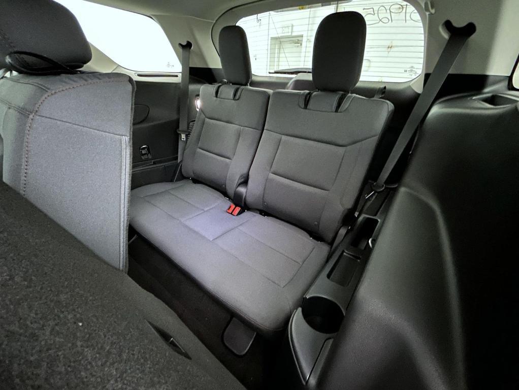 new 2025 Ford Explorer car, priced at $39,366