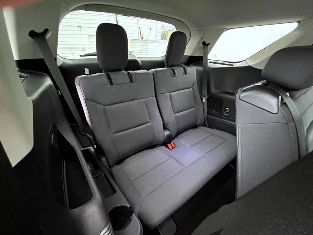 new 2025 Ford Explorer car, priced at $39,366