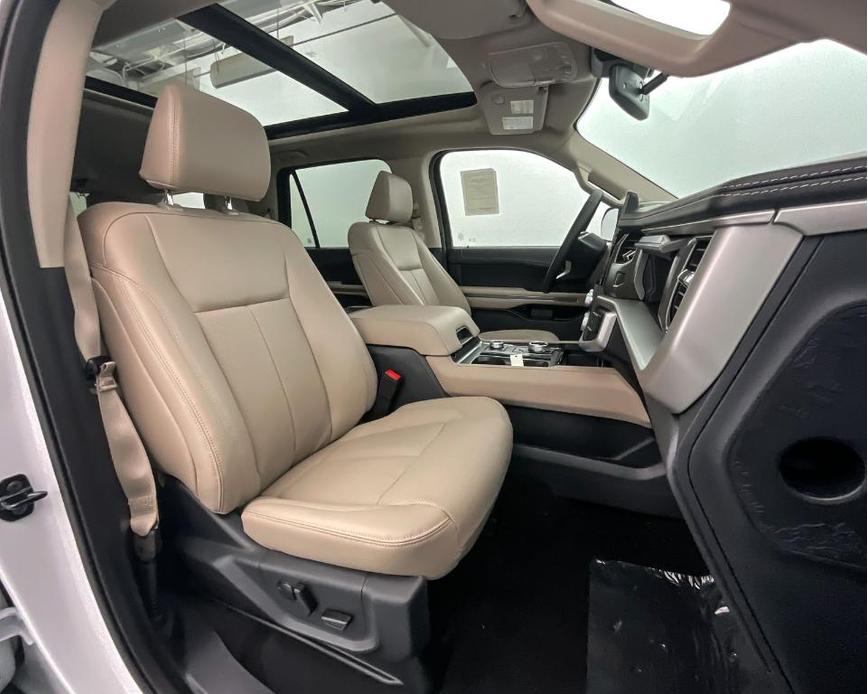 new 2024 Ford Expedition car, priced at $63,749