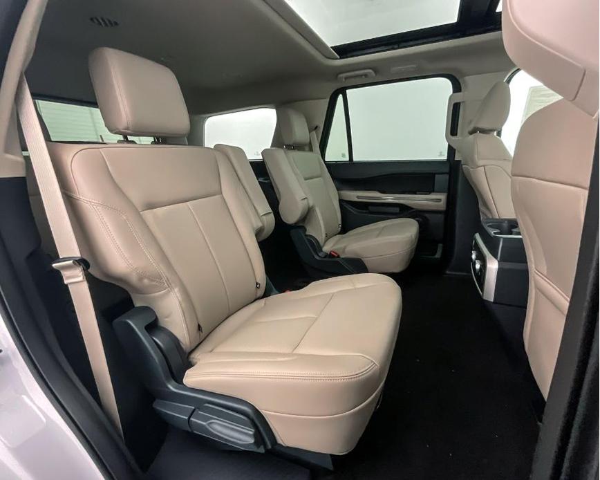 new 2024 Ford Expedition car, priced at $63,749