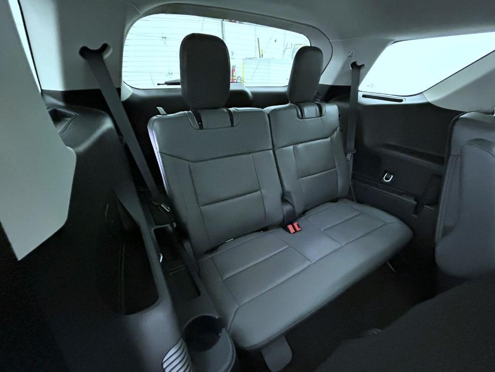 new 2025 Ford Explorer car, priced at $47,577