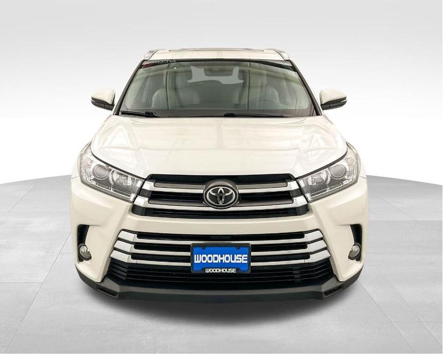 used 2018 Toyota Highlander car, priced at $26,194