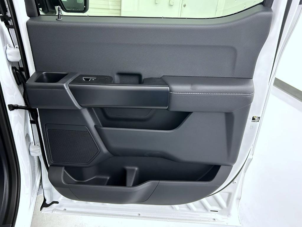new 2025 Ford F-150 car, priced at $45,323