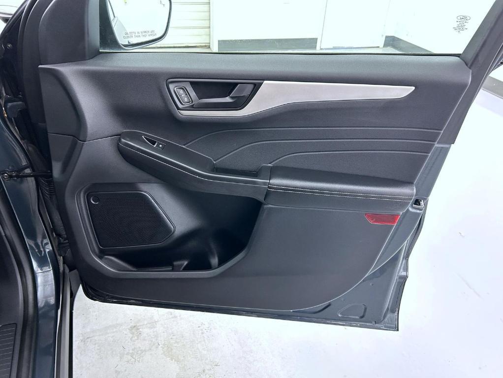 used 2022 Ford Escape car, priced at $24,665