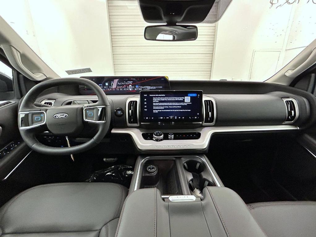 new 2025 Ford Expedition car, priced at $72,029