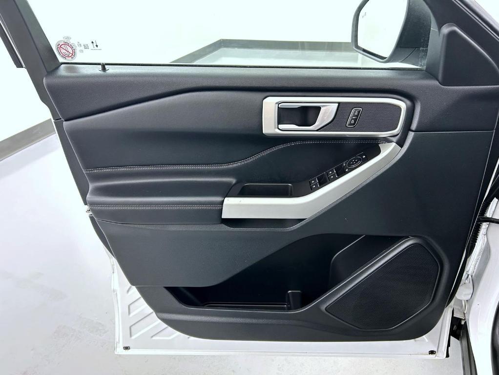used 2024 Ford Explorer car, priced at $35,391