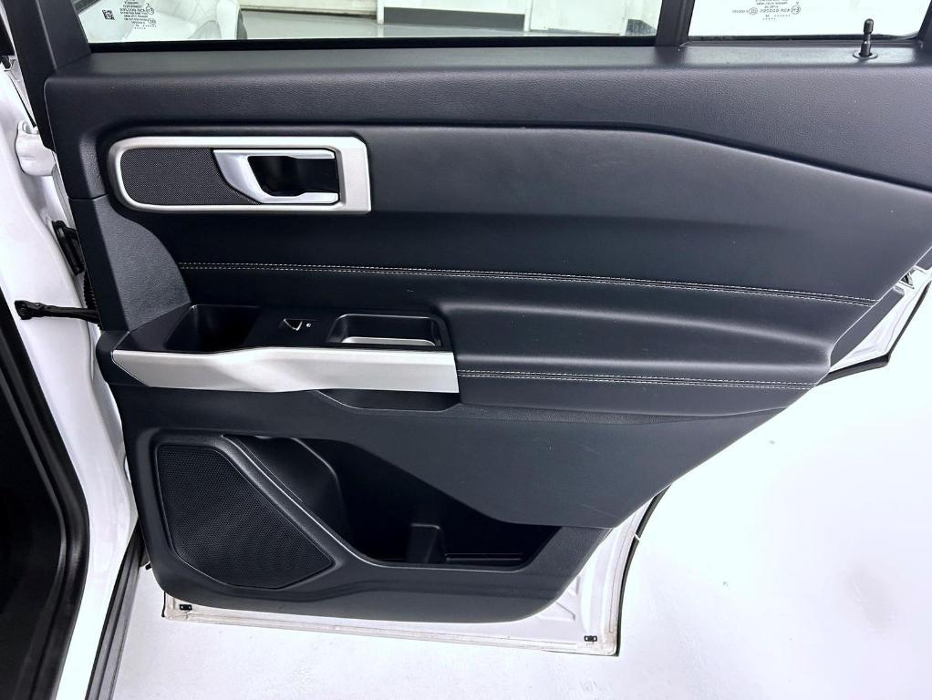 used 2024 Ford Explorer car, priced at $35,391