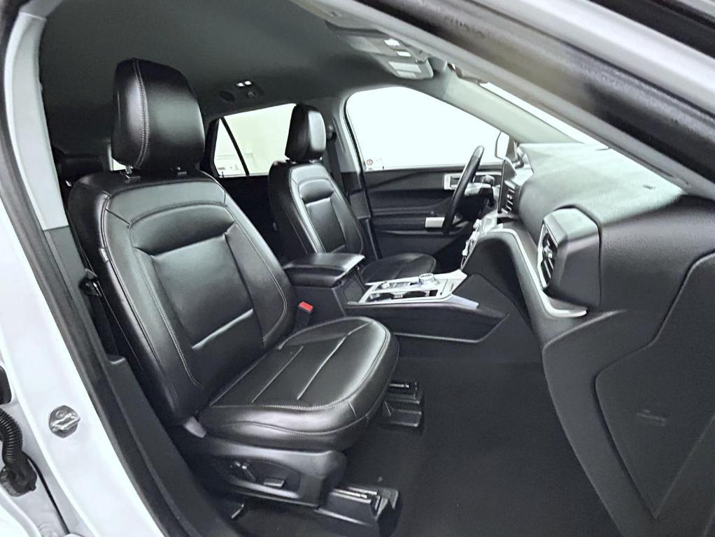 used 2024 Ford Explorer car, priced at $35,391