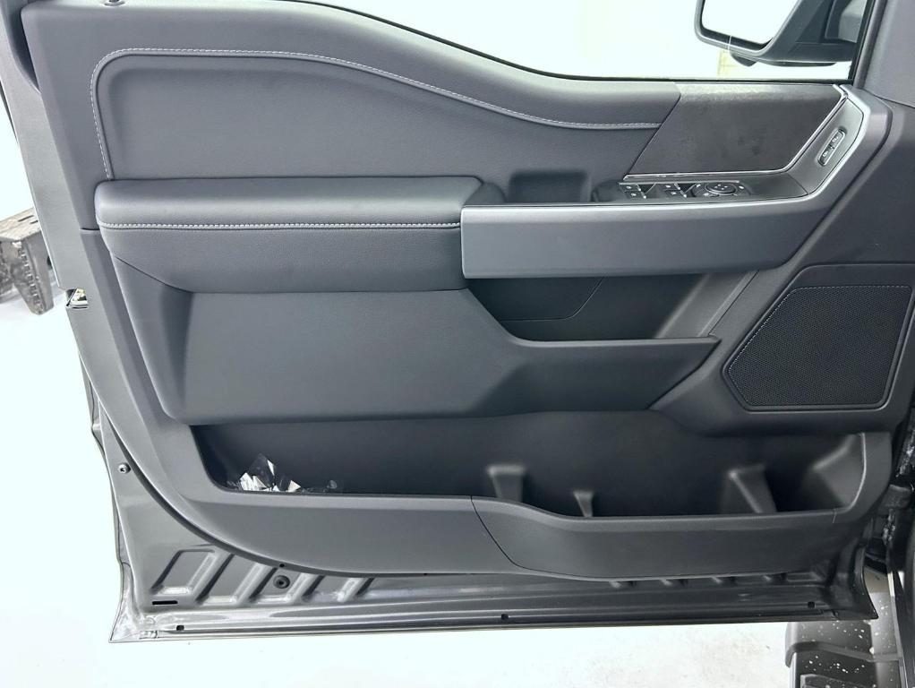 new 2025 Ford F-150 car, priced at $53,694