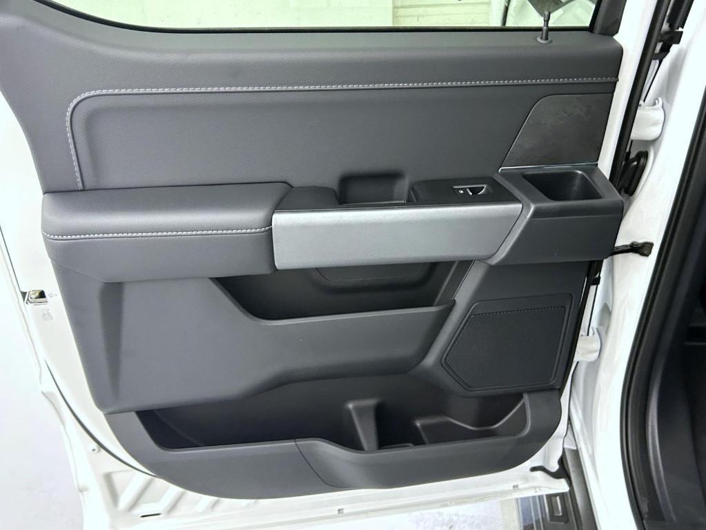 new 2025 Ford F-150 car, priced at $53,294