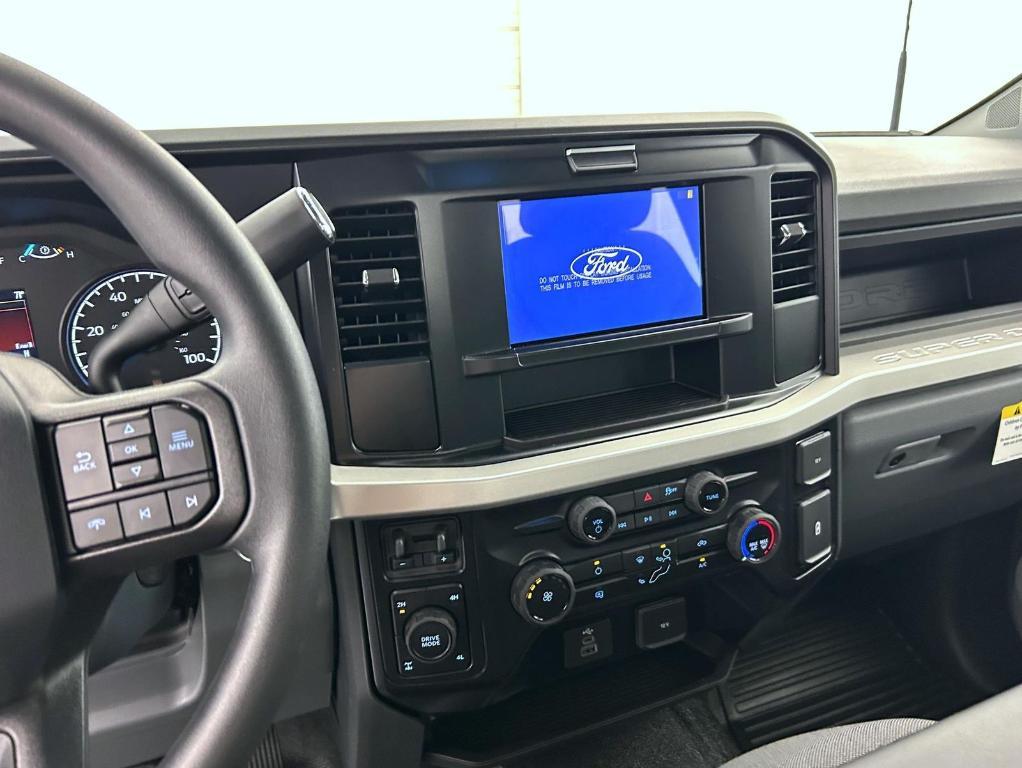 new 2025 Ford F-350 car, priced at $49,944