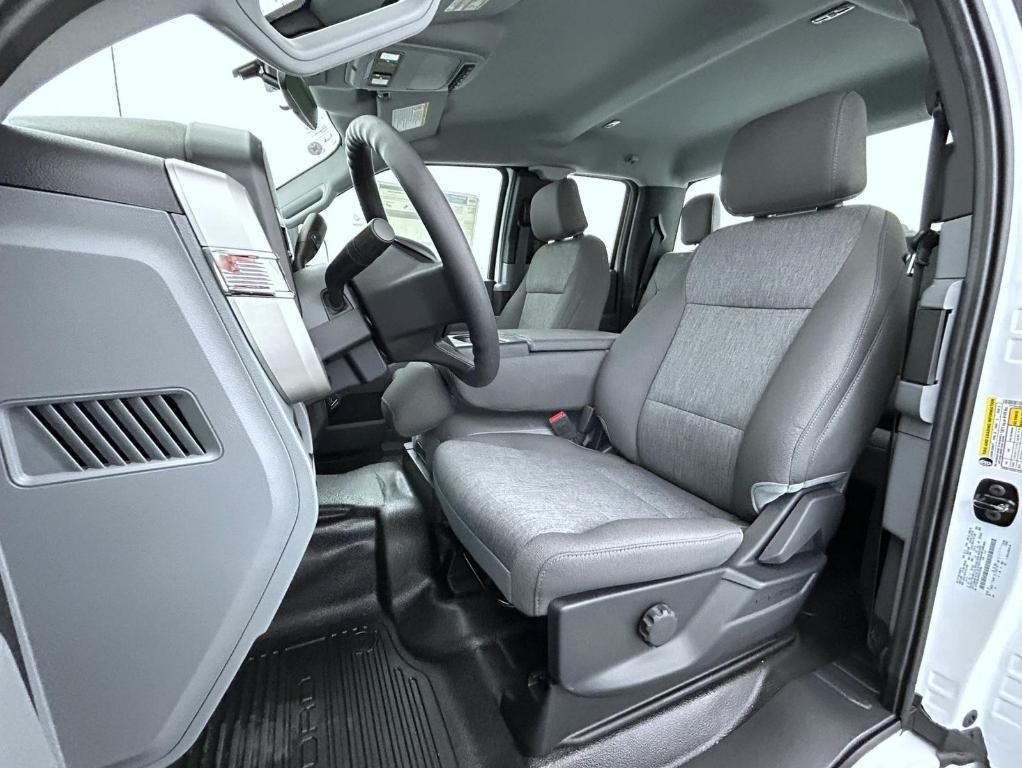 new 2025 Ford F-350 car, priced at $49,944
