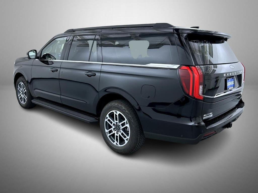 new 2025 Ford Expedition Max car, priced at $71,142