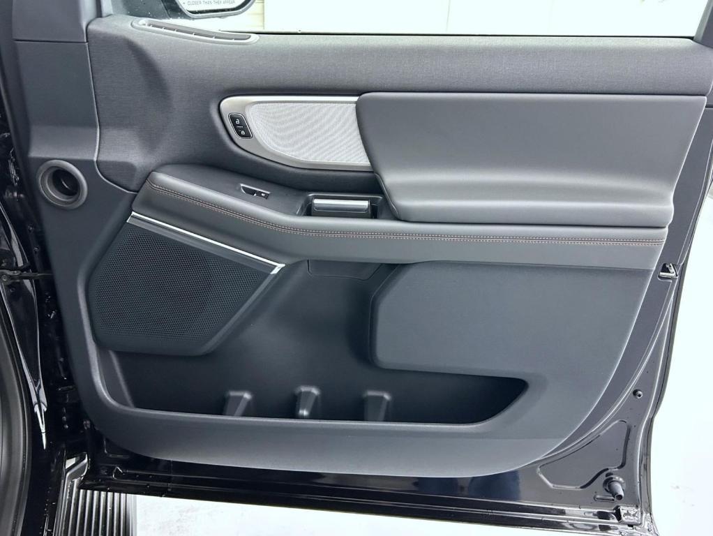 new 2025 Ford Expedition Max car, priced at $71,142