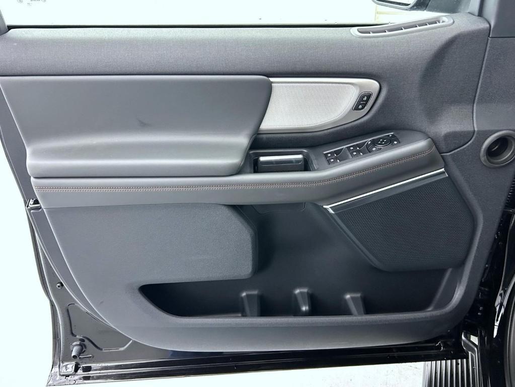 new 2025 Ford Expedition Max car, priced at $71,142