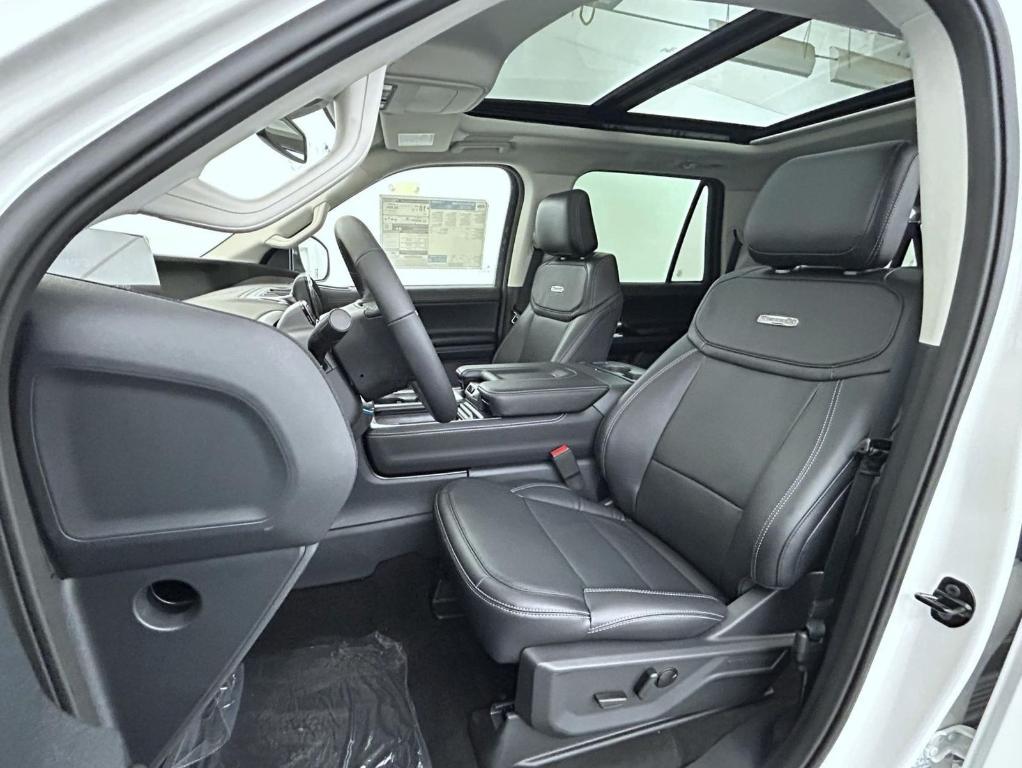 new 2025 Ford Expedition Max car, priced at $83,549