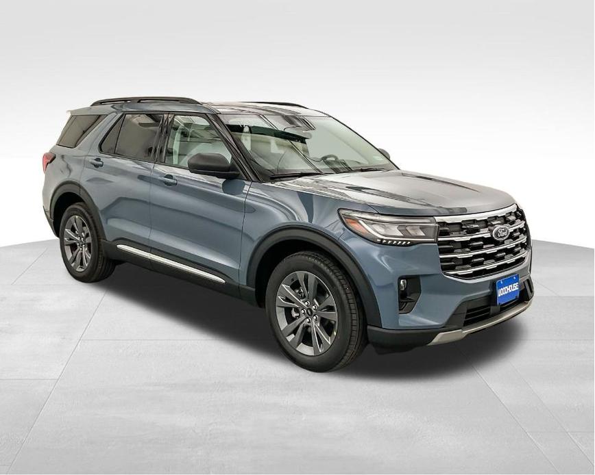 new 2025 Ford Explorer car, priced at $49,594