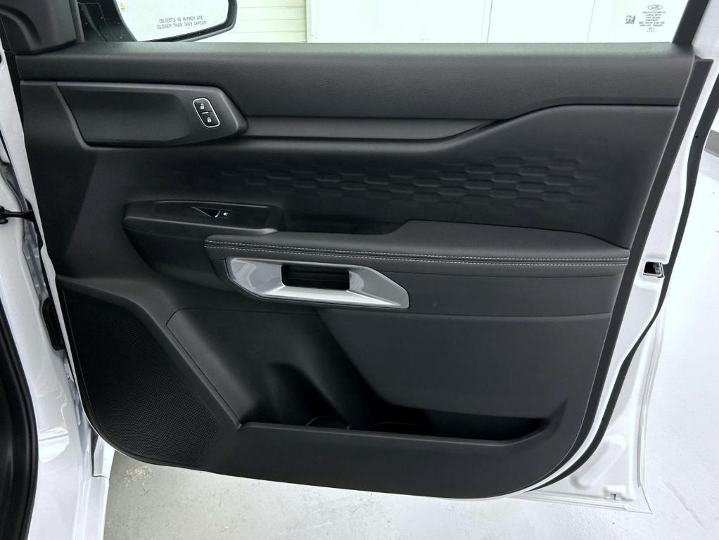 new 2025 Ford Ranger car, priced at $38,585