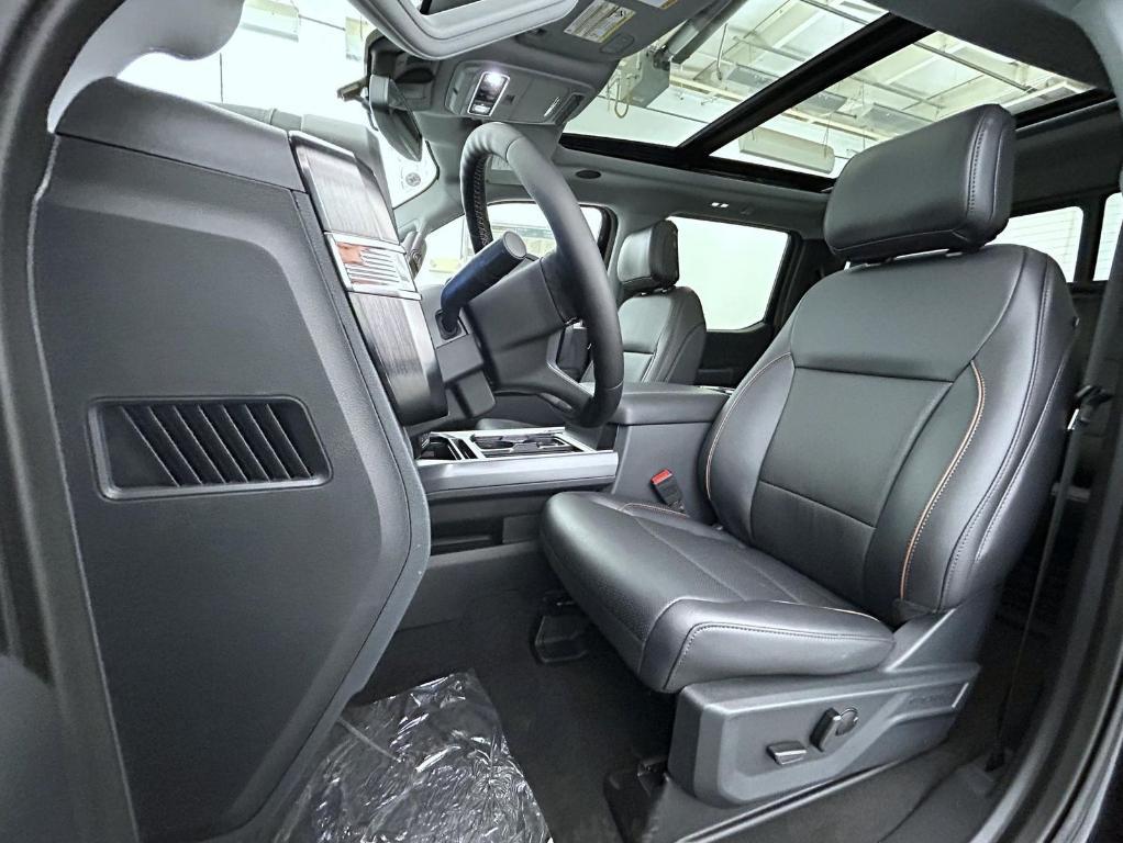 new 2025 Ford F-350 car, priced at $90,154