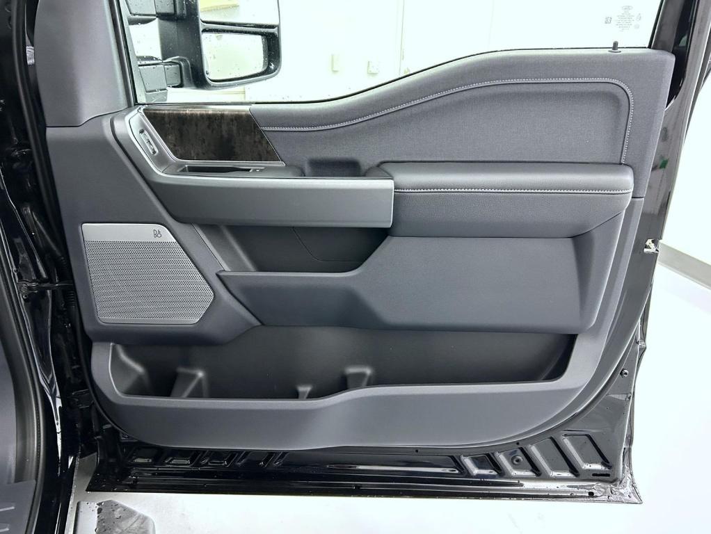 new 2025 Ford F-350 car, priced at $90,154