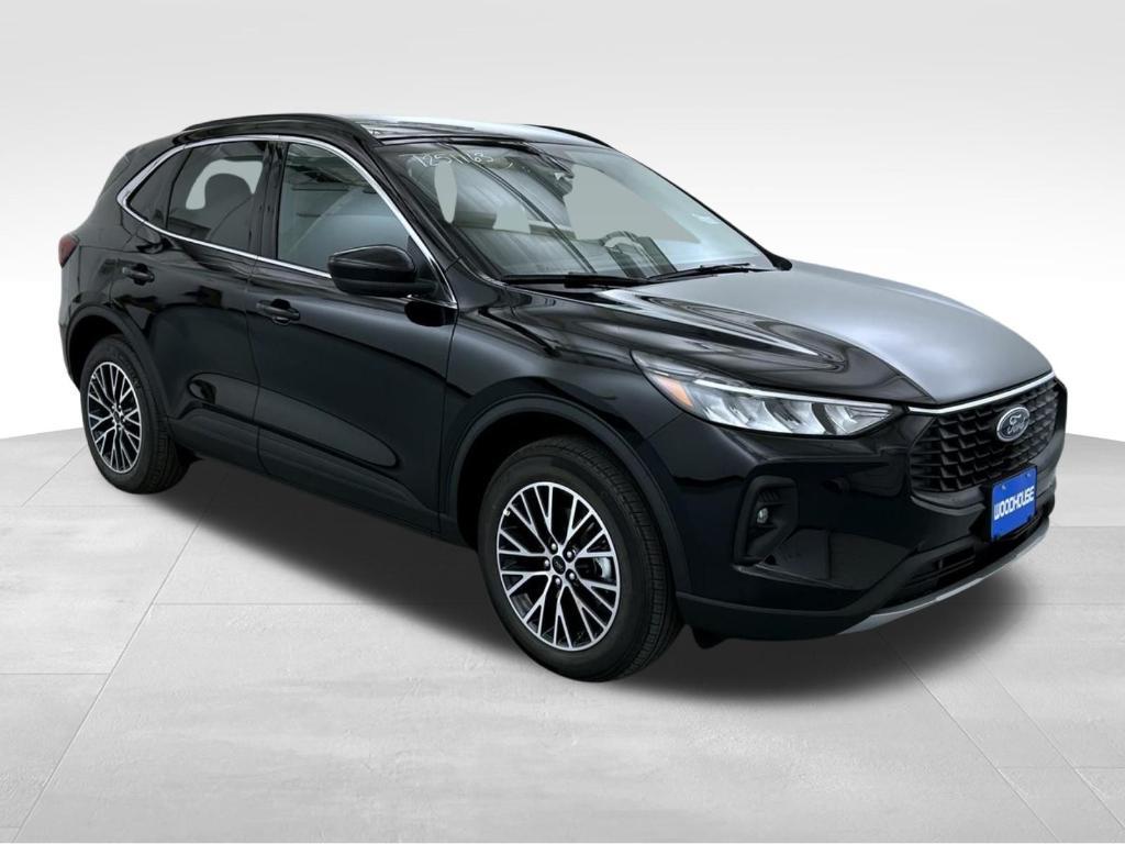 new 2025 Ford Escape car, priced at $31,552
