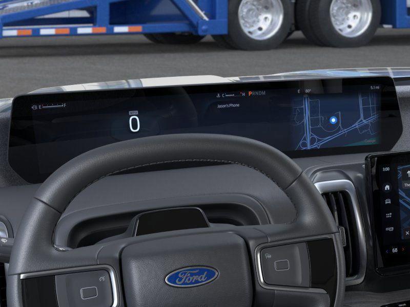 new 2025 Ford Expedition car, priced at $78,947