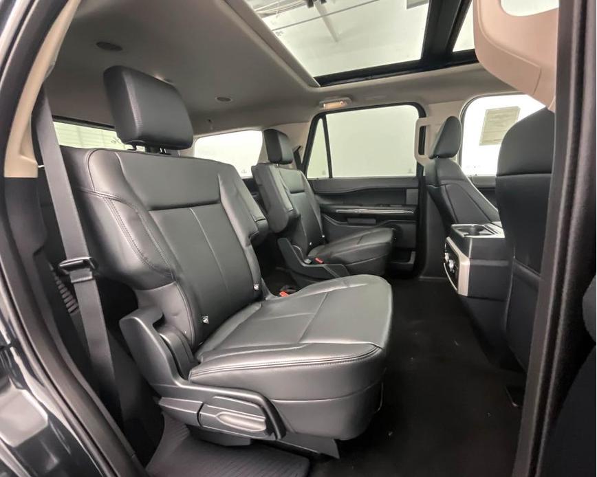 new 2024 Ford Expedition car, priced at $64,399