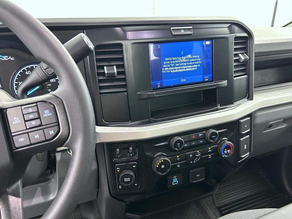 new 2025 Ford F-350 car, priced at $57,774