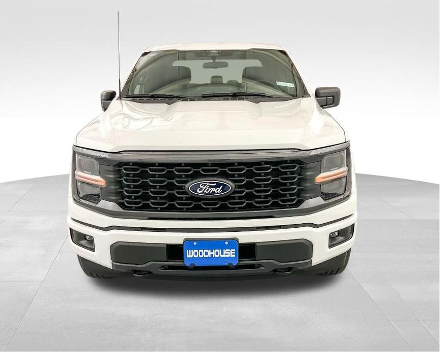 new 2024 Ford F-150 car, priced at $45,679