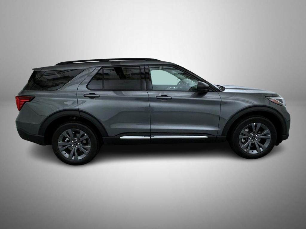 new 2025 Ford Explorer car, priced at $43,984
