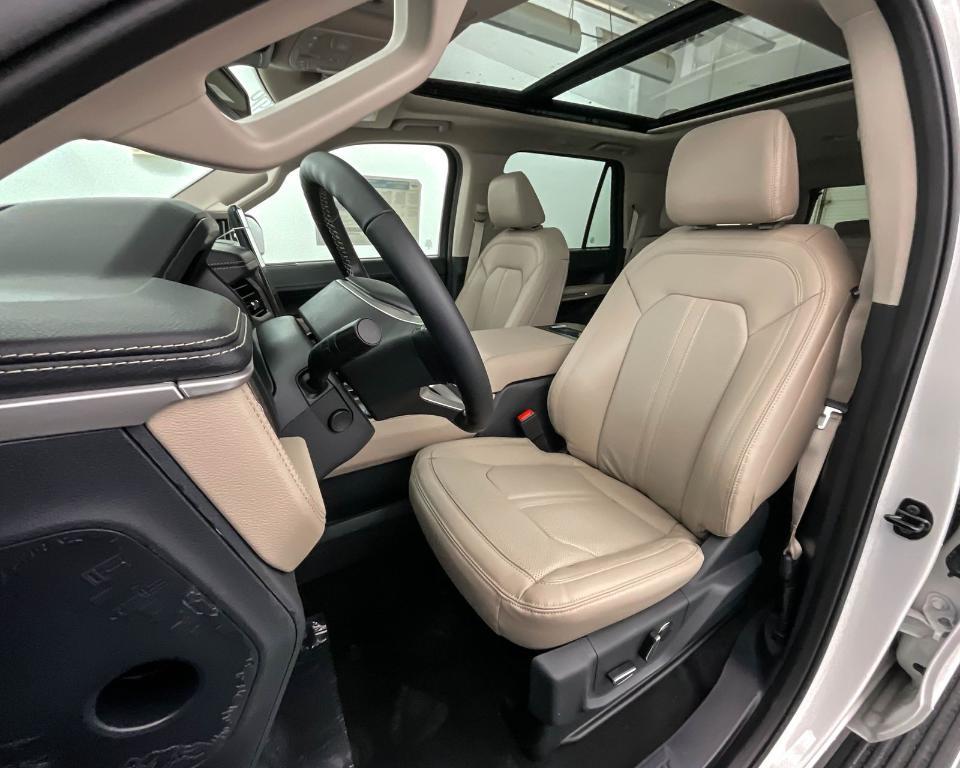 new 2024 Ford Expedition Max car, priced at $68,699