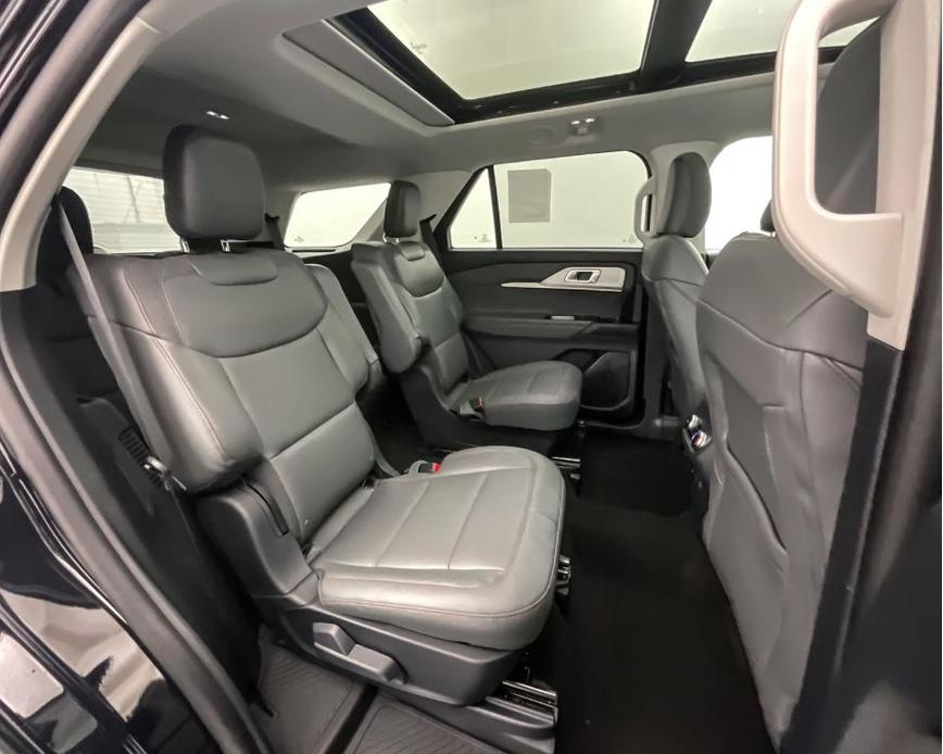 new 2025 Ford Explorer car, priced at $49,179