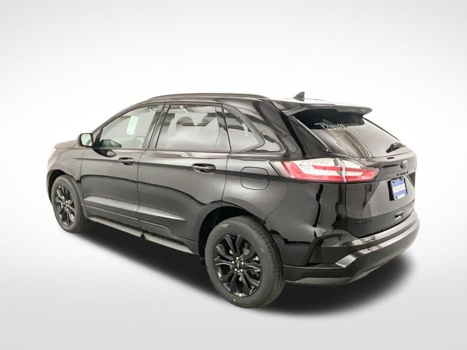 new 2024 Ford Edge car, priced at $33,819