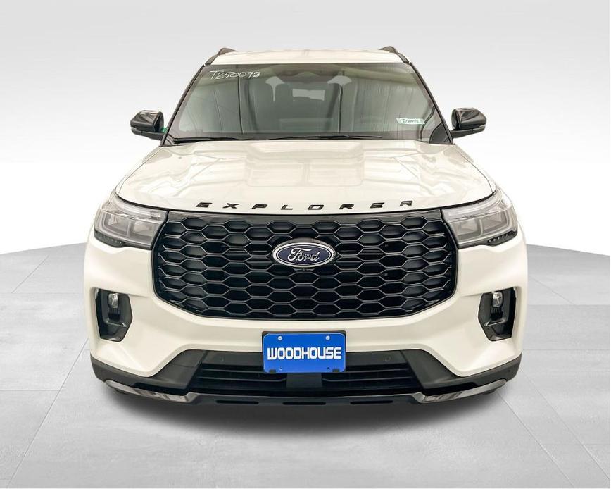 new 2025 Ford Explorer car, priced at $48,204