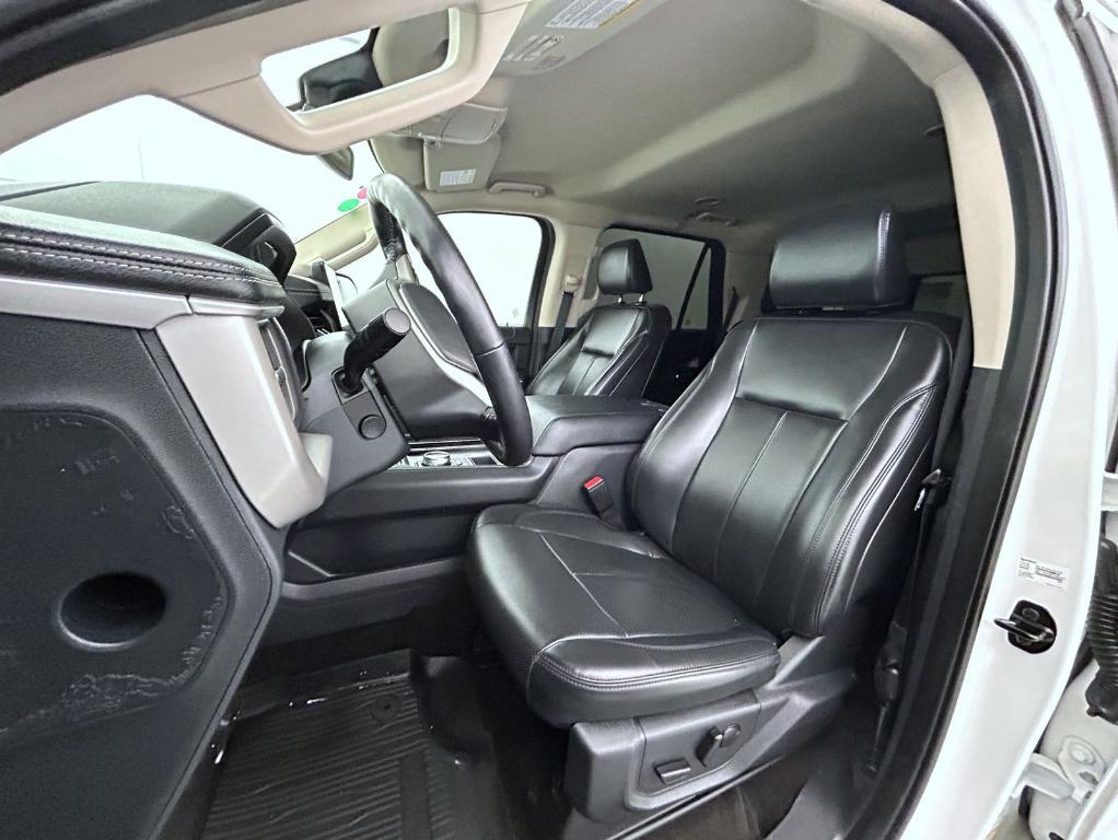 used 2022 Ford Expedition car, priced at $36,458