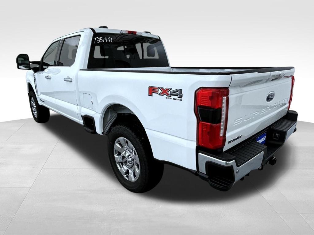 new 2025 Ford F-250 car, priced at $83,299
