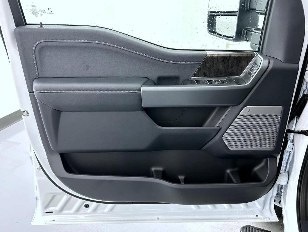new 2025 Ford F-250 car, priced at $83,299