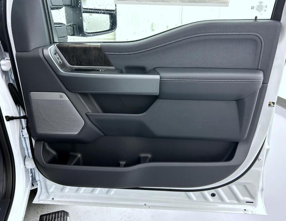 new 2025 Ford F-250 car, priced at $83,299