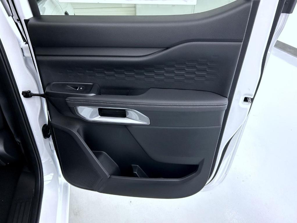 new 2025 Ford Ranger car, priced at $40,117