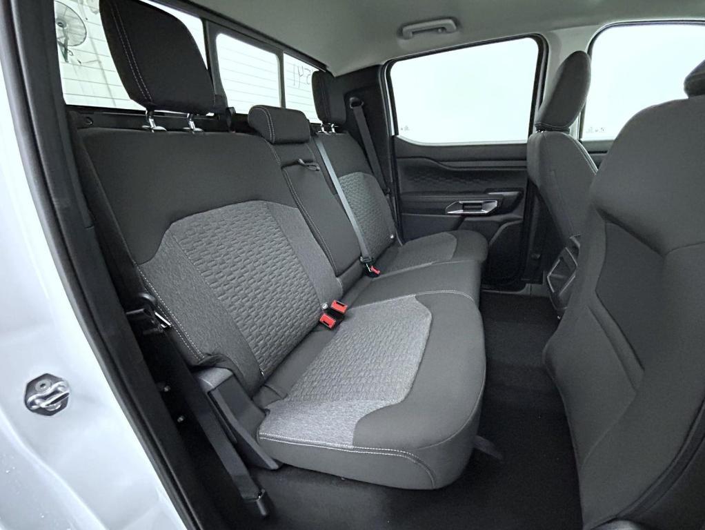 new 2025 Ford Ranger car, priced at $40,117