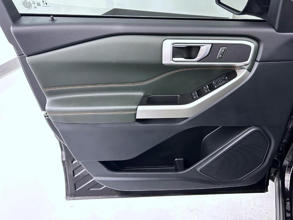 used 2022 Ford Explorer car, priced at $35,683