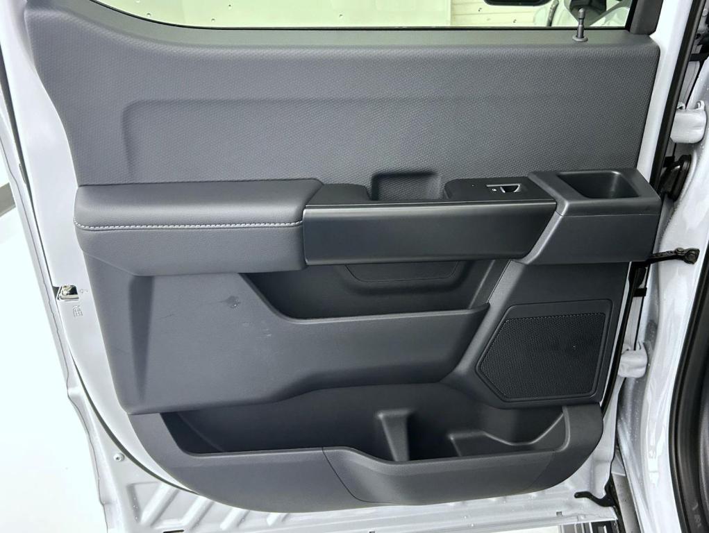 new 2025 Ford F-150 car, priced at $49,524