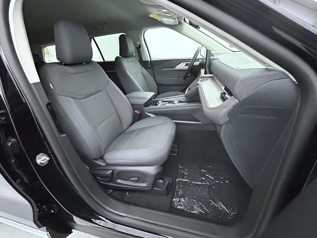 new 2025 Ford Explorer car, priced at $38,381