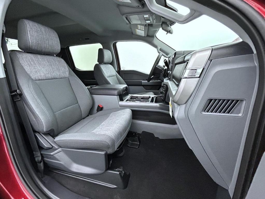new 2025 Ford F-250 car, priced at $65,614