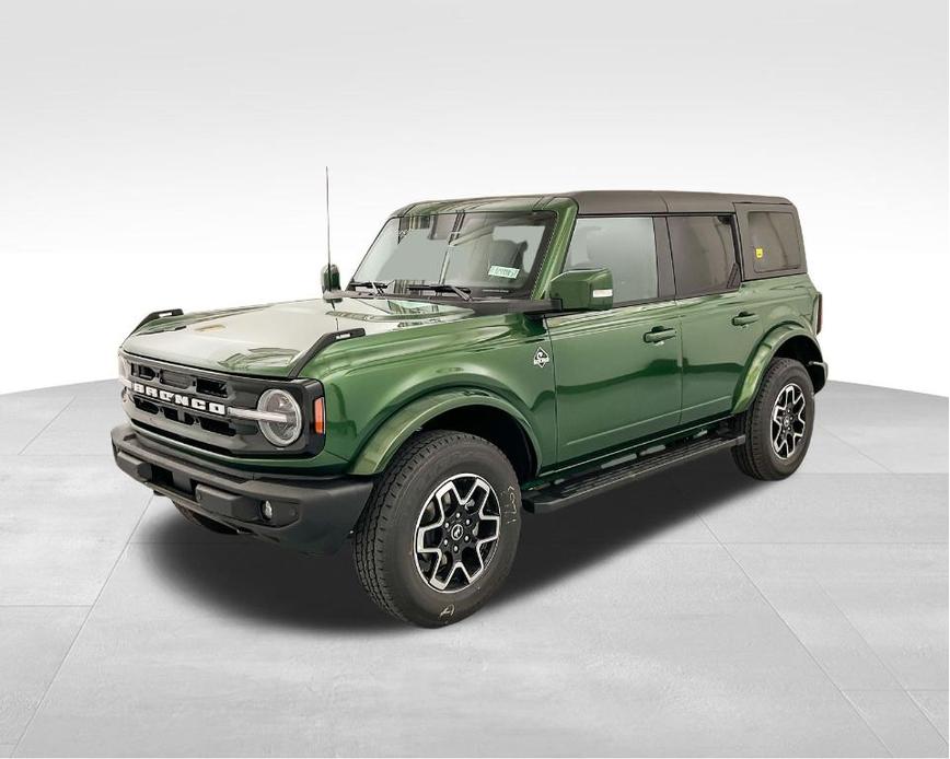 new 2024 Ford Bronco car, priced at $49,404